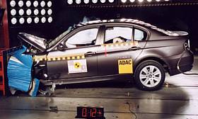 BMW 3 series crash test picture