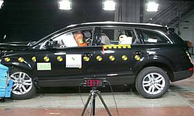 Audi Q7 crash test picture