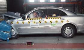 Mercedes-Benz E-class crash test picture