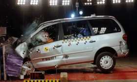 Mitsubishi Space Wagon crash test picture