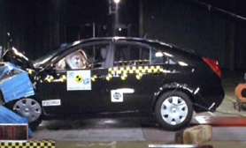 Nissan Primera crash test picture