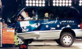 Nissan Serena crash test picture