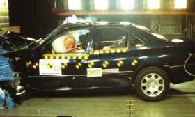 Peugeot 406 crash test picture