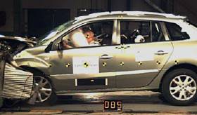 Renault Koleos crash test picture