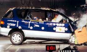 Toyota Picnic crash test picture