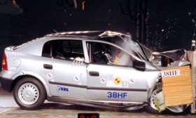 Vauxhall Astra crash test picture