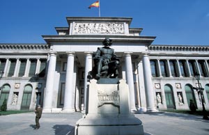 Museo del Prado, Velazquez statue, courtesy of AA World Travel Library