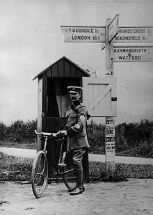 AA box 81, Denham (1912)