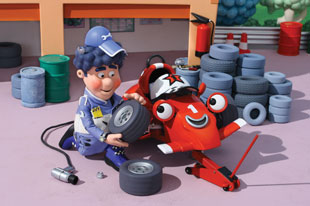 Roary the racing car pitstop