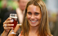 womn with beer glass