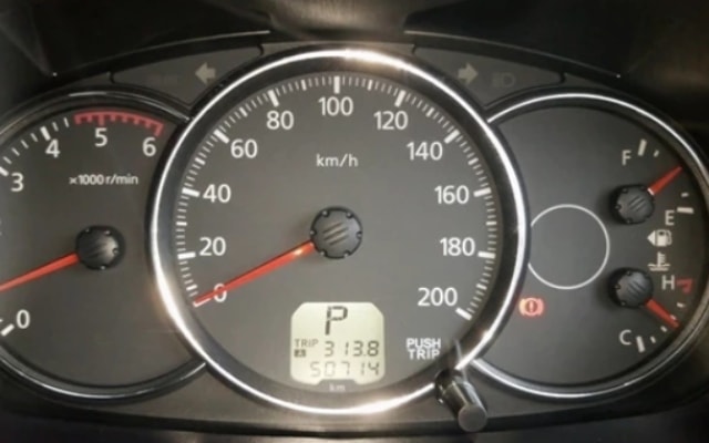 Mileage shown on a car dashboard