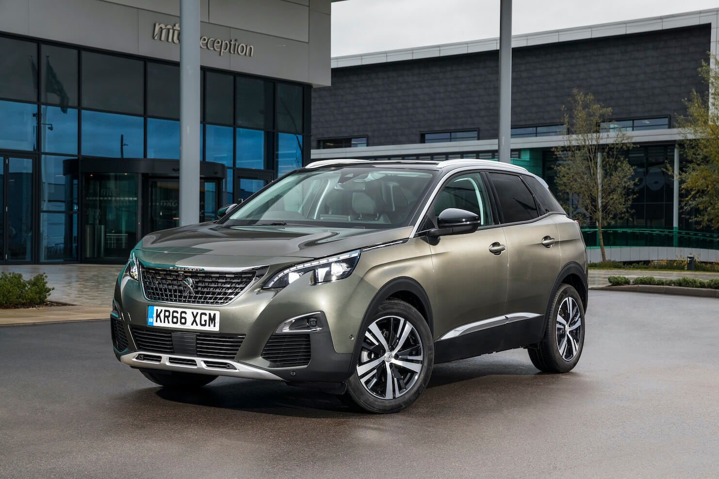 Peugeot 3008 clearance electric lease