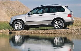 picture of bmw x5 in profile