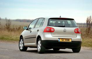 picture of rear of volkswagen golf