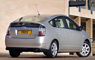 picture of toyota pruis from the rear