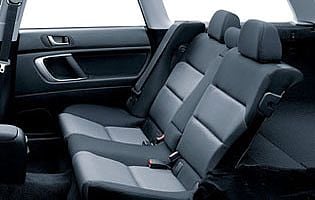 picture of Subaru Legacy Sports Tourer's rear seats