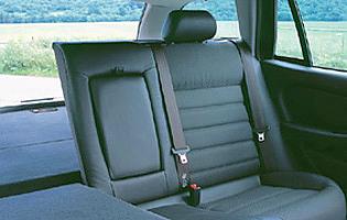 picture of x type estate rear seats