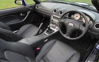 picture of mazda mx-5 interior