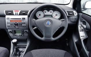 picture of fiat stilo interior