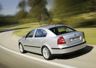 picture of make skoda octavia the rear