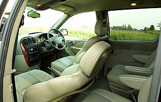 picture of chrysler grand voyager interior