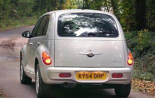 picture of chrysler pt cruiser from the rear