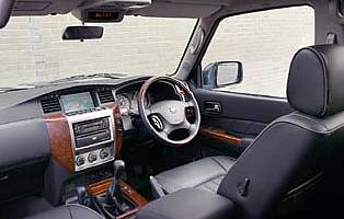 picture of nissan patrol interior