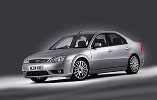 picture of ford mondeo from the front