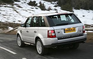 picture of range rover from the rear