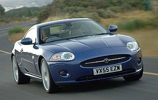 picture of jaguar xk from the front