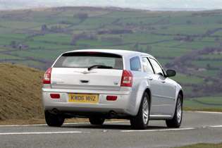 picture of 300c from the rear