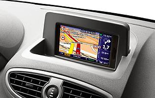 Car Reviews Renault Clio 1 2 Tce 100 Dynamique 5 Door The