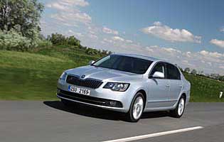 Car Reviews Skoda Superb 2 0 Tdi Elegance The