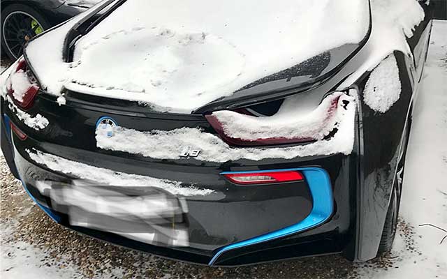 Bmw i 8 rear view in snow