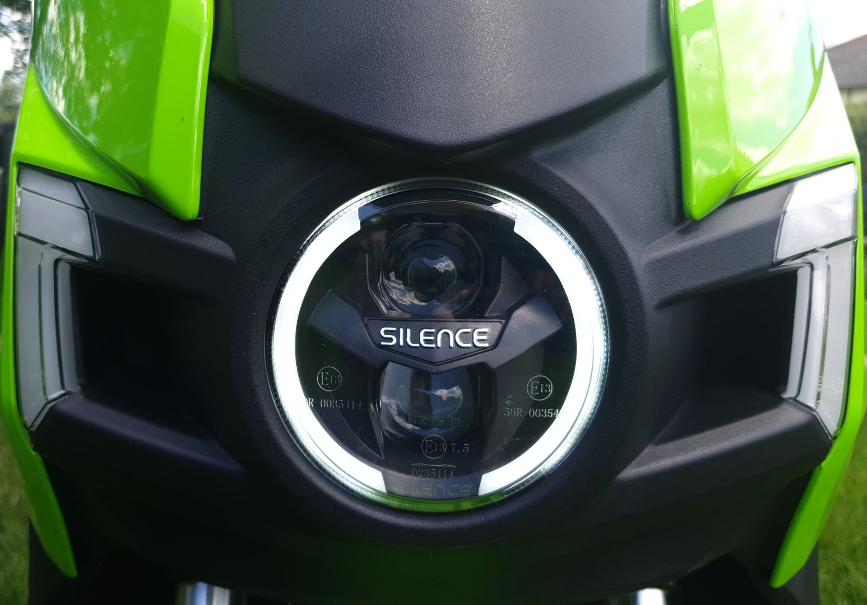 S01 headlight resize