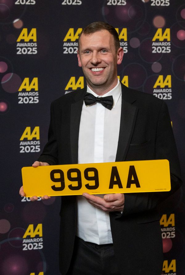 Lee morley poty resize