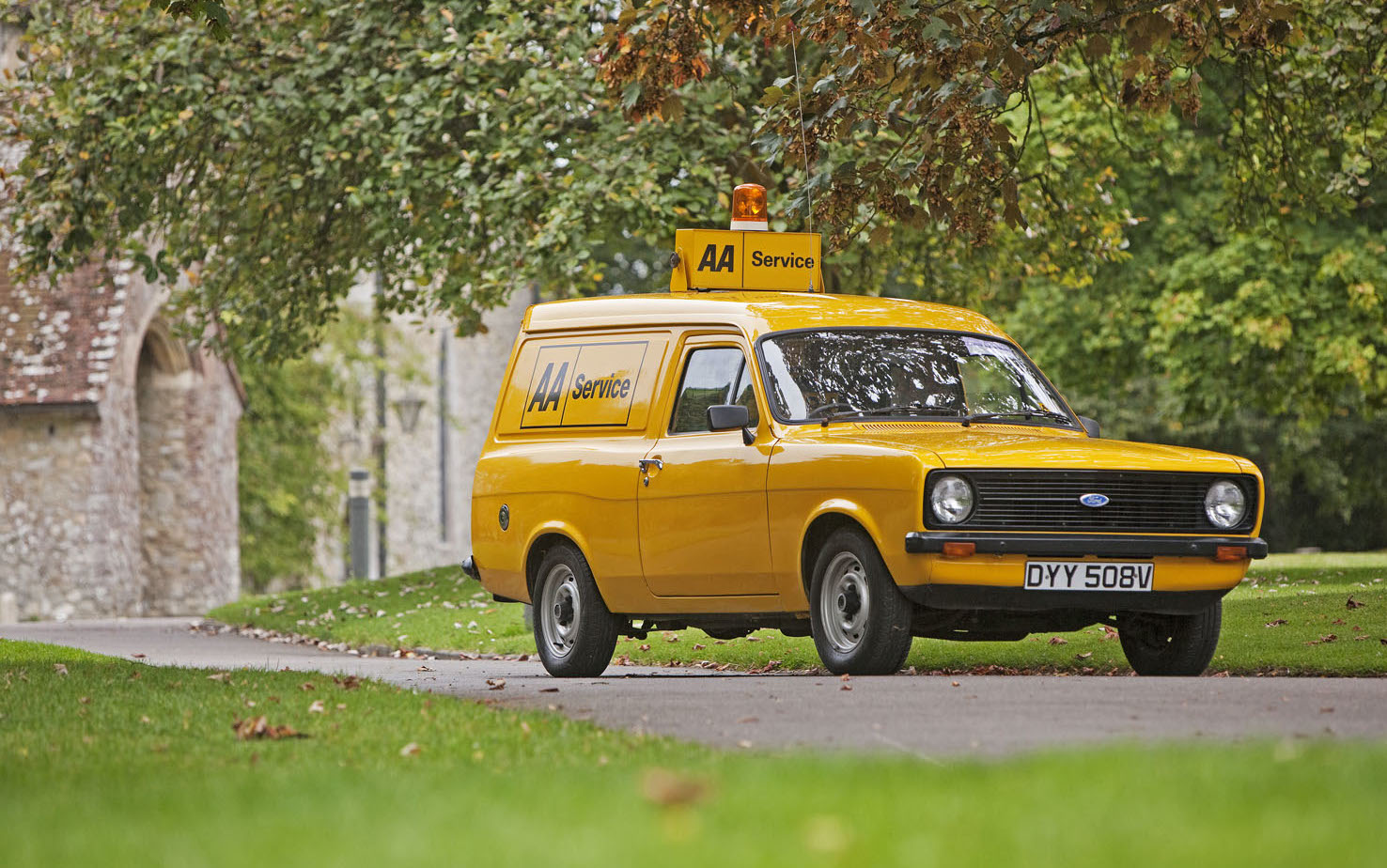 Aa ford escort van 1979 heritage vehicle 855x 535